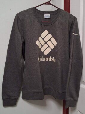 Columbia Women’s Solid Dark Grey Trek Graphic Crewneck Sweatshirt - Like New
